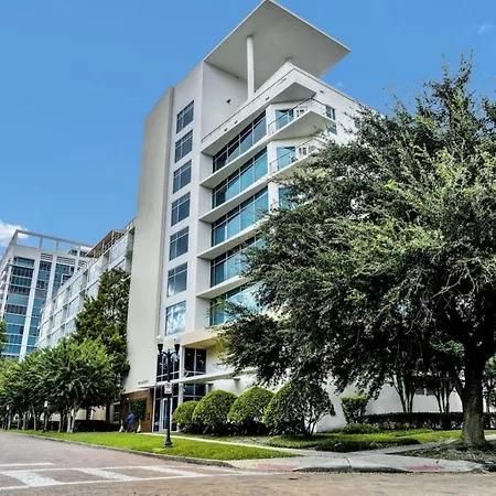 Spacious 2Bd 2Bth Luxury Condo